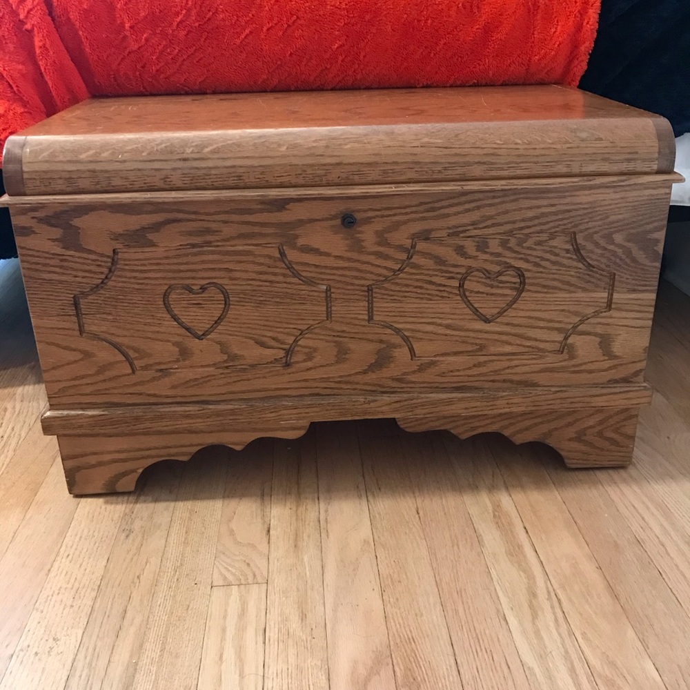 Storage chest - Picture 2 of 4